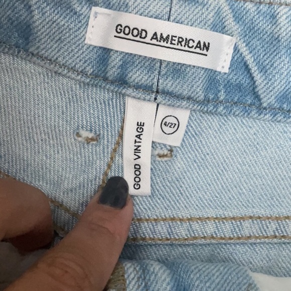Good American Jeans - Picture 4 of 7